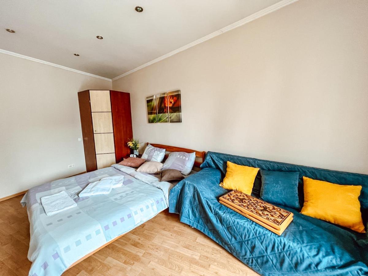 Apartment On Baseina Street Kiev Buitenkant foto